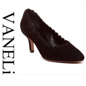 NWT VANELi Black Suede Pumps with Scalloped Edges